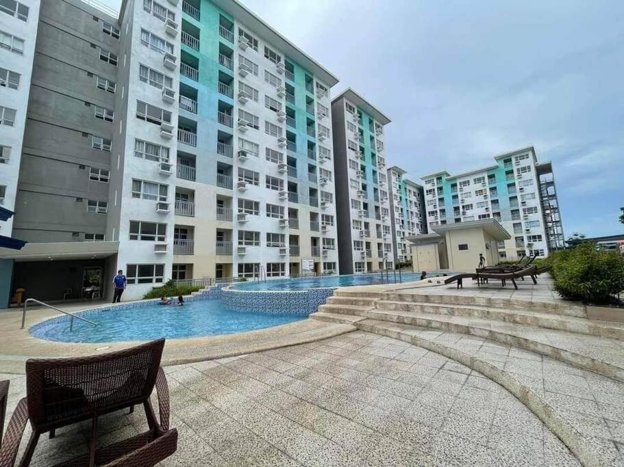 Davao City Condo Living Made Easy Lifestyle Buitenkant foto